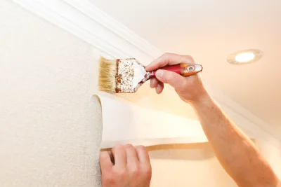 Pose de papier peint à Vigny — revêtements muraux et toiles de verre
